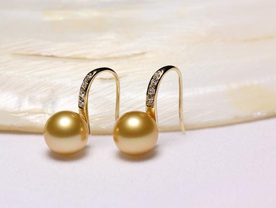 gorgeous 18 pair of 10-11mm south sea pearl dangle earring